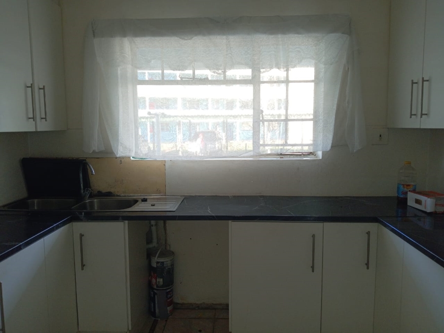 2 Bedroom Property for Sale in Gelvan Park Eastern Cape